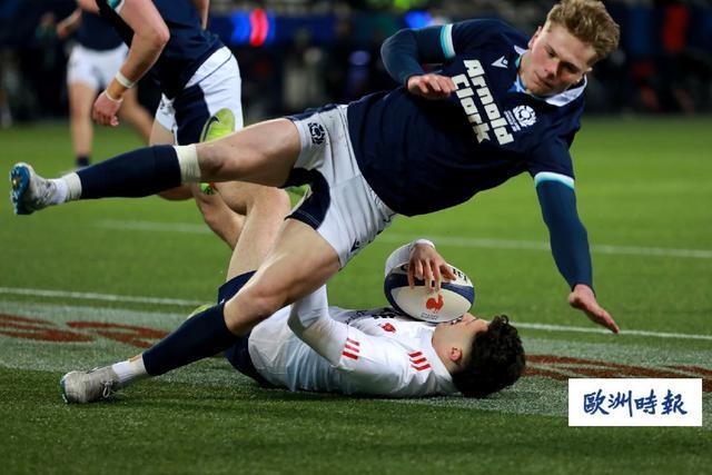 苏格兰球队在比赛中夺得冠军 苏格兰球队在比赛中夺得冠军