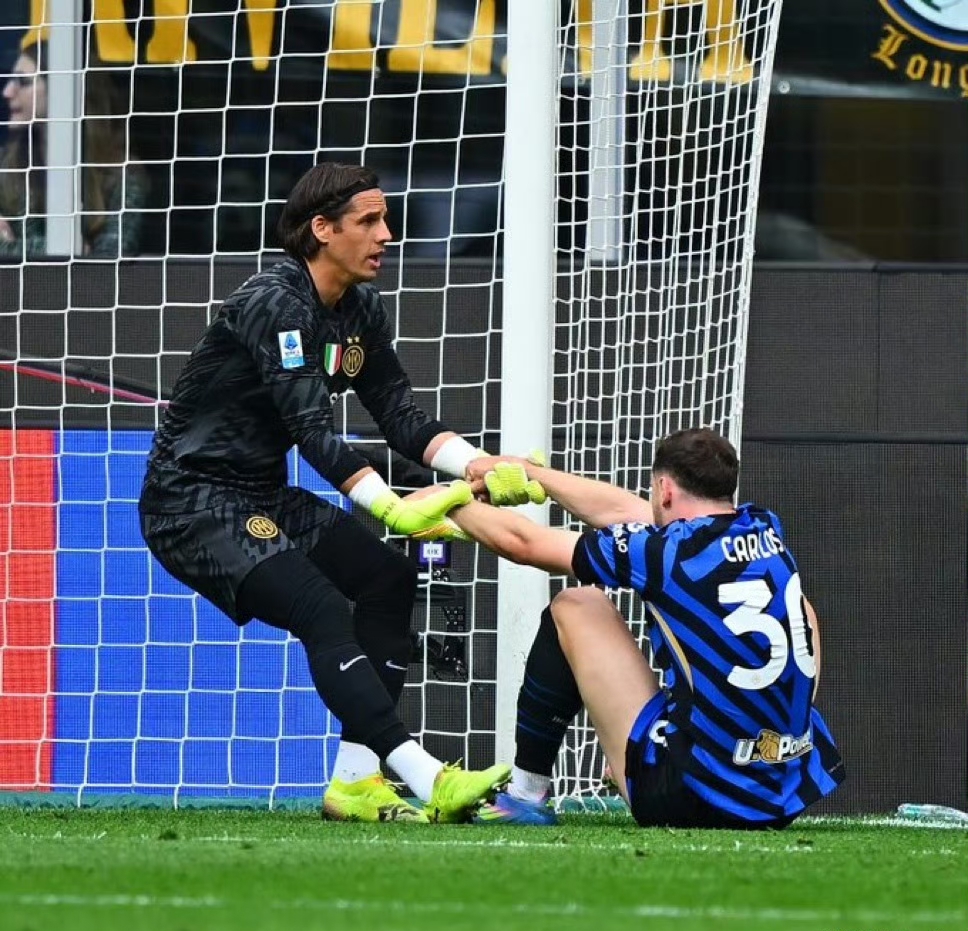 开运体育app下载-包含米兰安联赛场击溃对手,势不可挡的词条