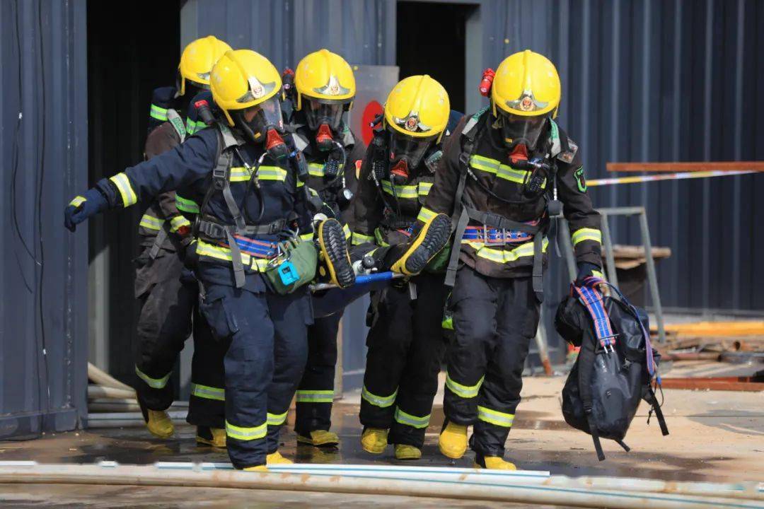 开运体育网站-关于柳州队在比赛中奋力拼搏,获得胜利的信息