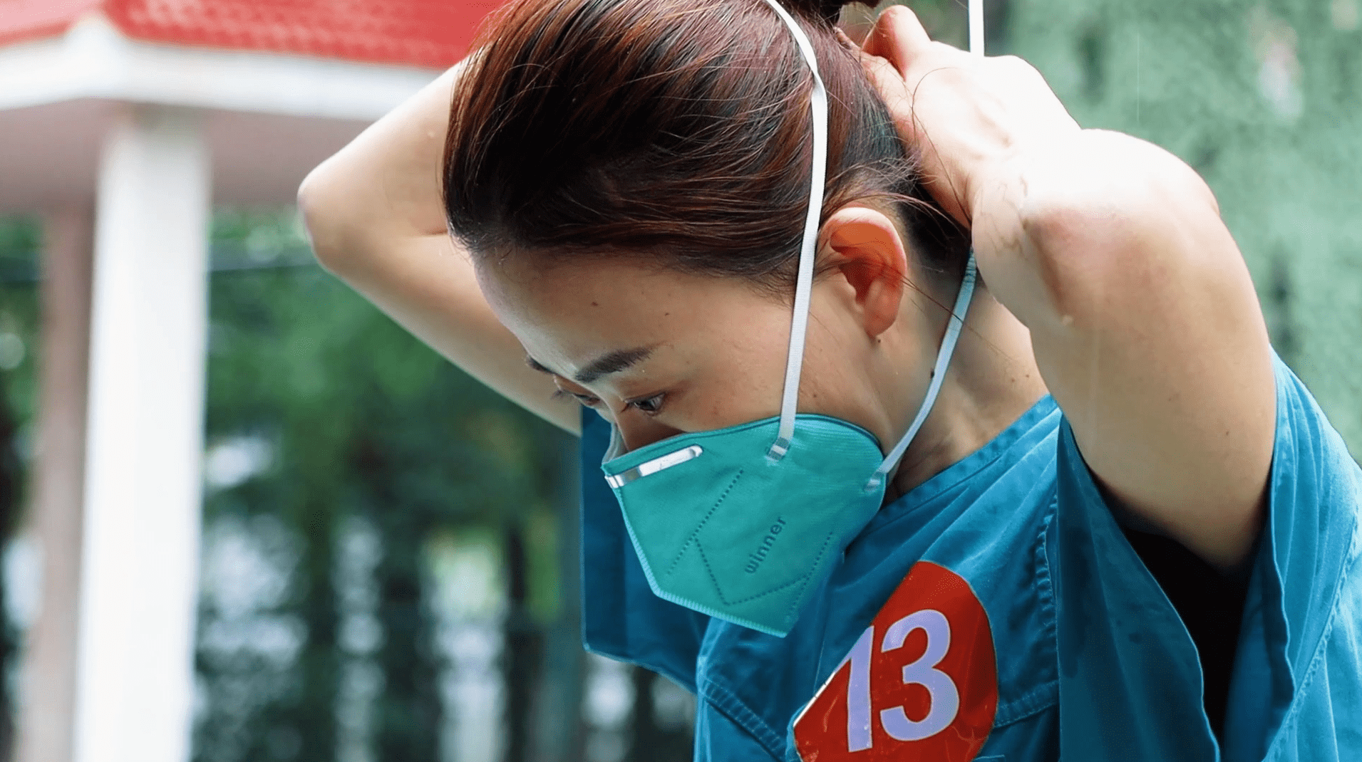 开运体育竞技-包含切尔西队医忙碌,治疗伤员备战的词条